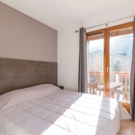 Les Chalets Du Jardin Alpin La Salle-les-Alpes Exterior photo