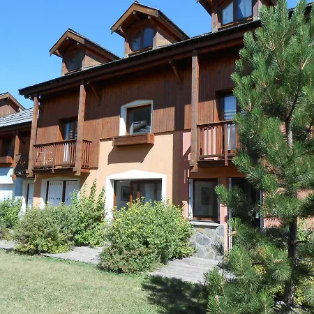 Les Chalets Du Jardin Alpin La Salle-les-Alpes Exterior photo
